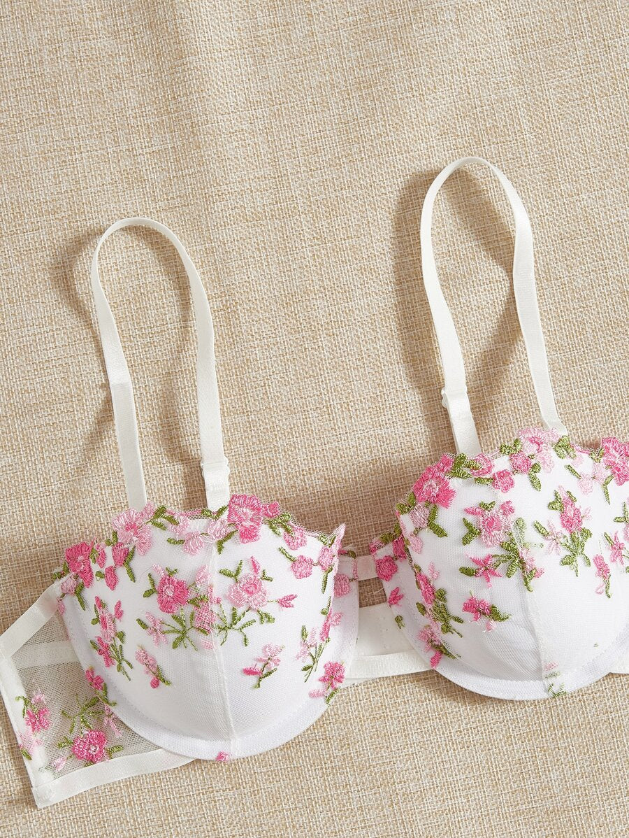 Conjunto Lingerie Bordado Floral Delicado